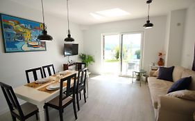 Tramontana Apartment - Cozy And Charming Close To Sea